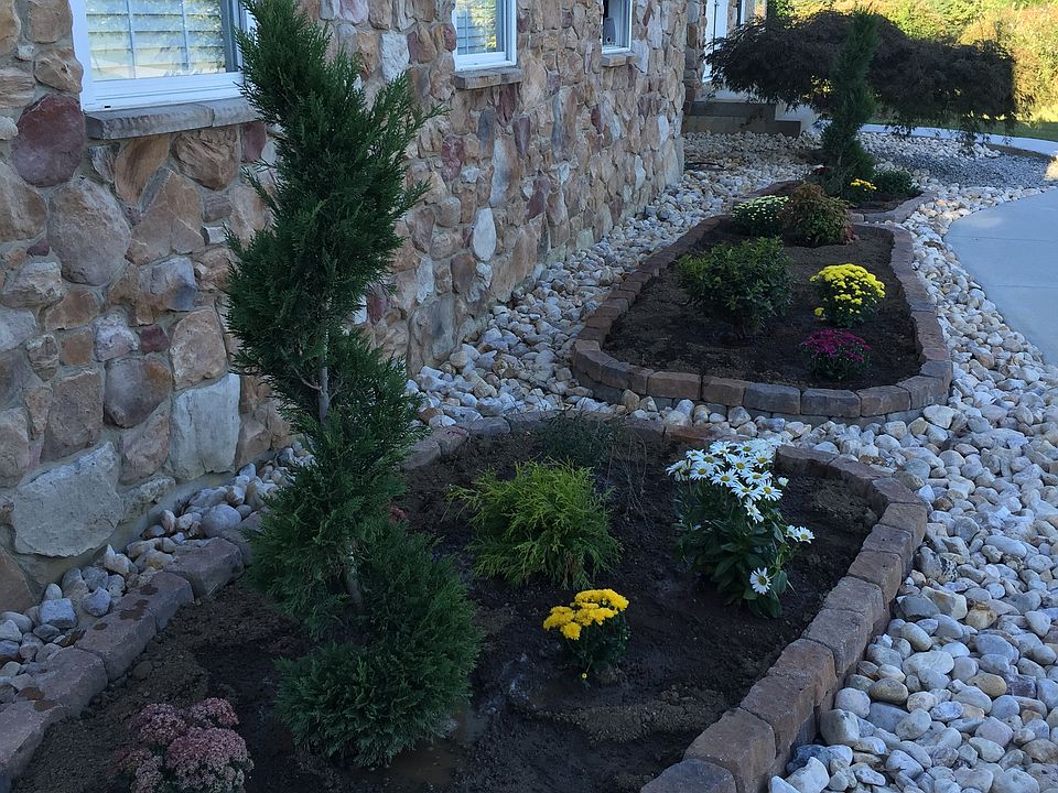 2nd image of 42 Meadow Dr