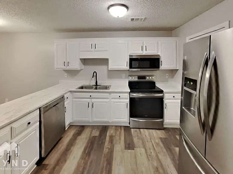 6041 Creekerton Blvd — Photo 5