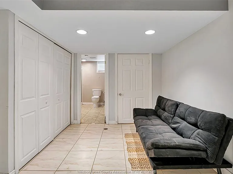 3966 Byng Rd #LOWER — Photo 10