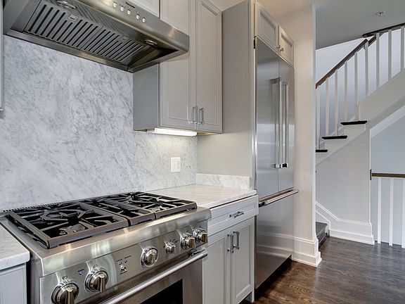 Gourmet Kitchen