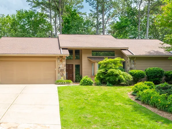 4030 Muirfield Ln, Marietta, GA 30068