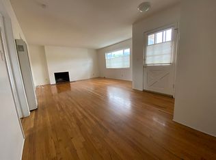 2953 State St APT B, Santa Barbara, CA 93105