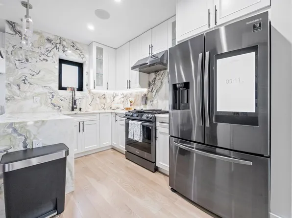 25-39 48th Street 2 FAM image 2 of 21