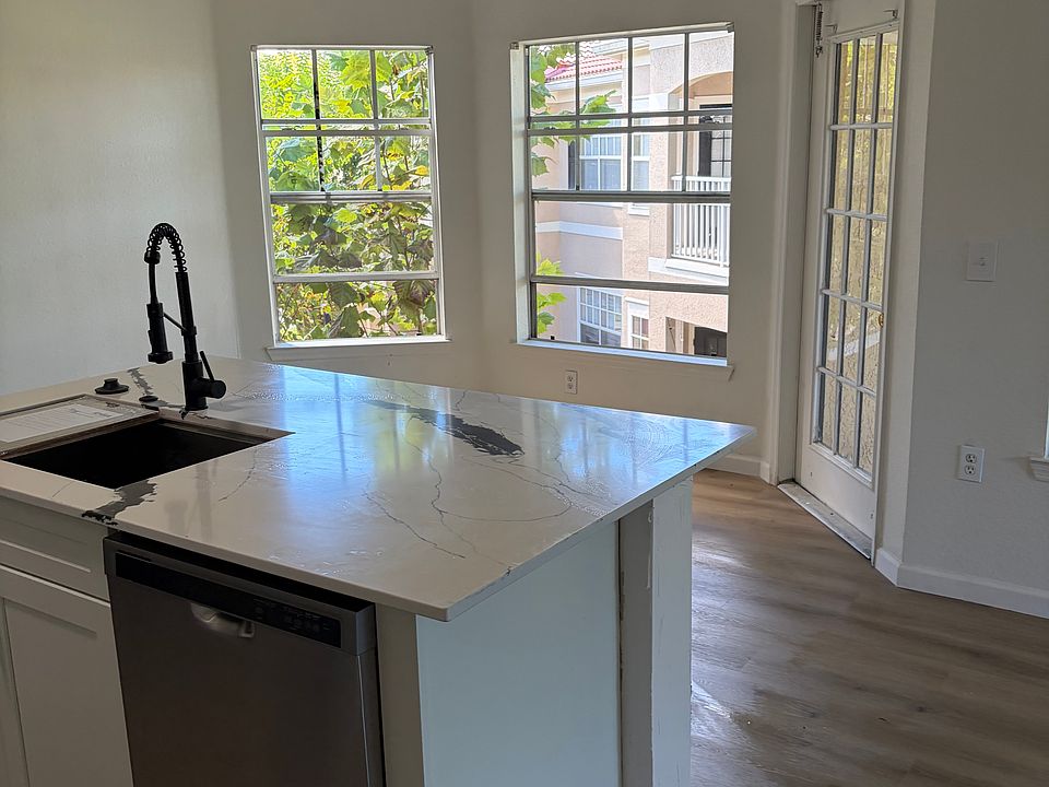 New kitchen and flooring