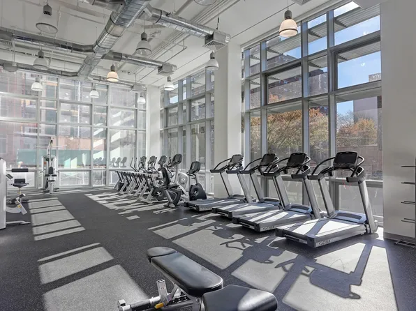 81 Fleet Place image 6 of 15