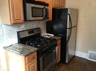 230 W Station St #1, Barrington, IL 60010