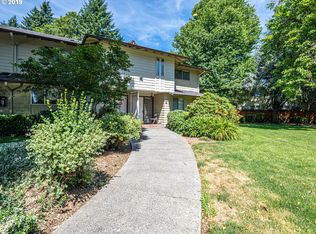 13600 NE 18th St APT 16, Vancouver, WA