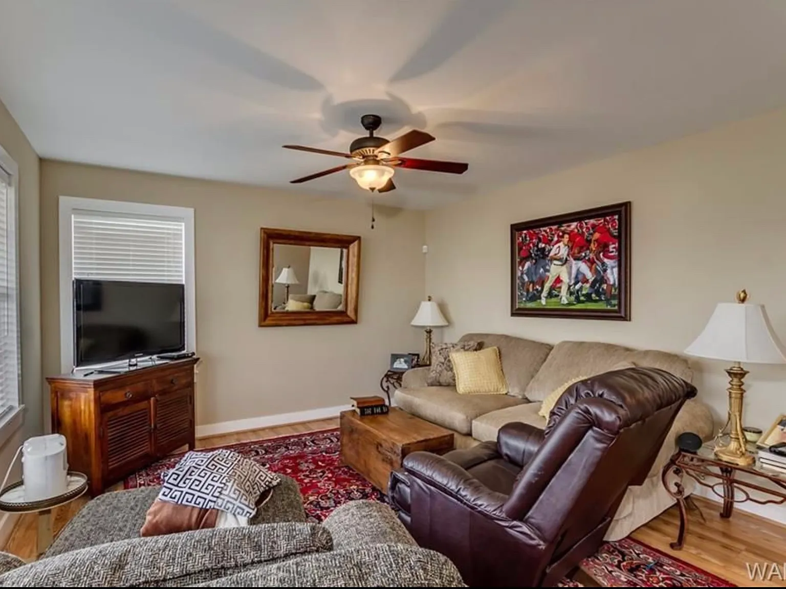 3 bed, 1394 sqft, $1,950 — Photo 2