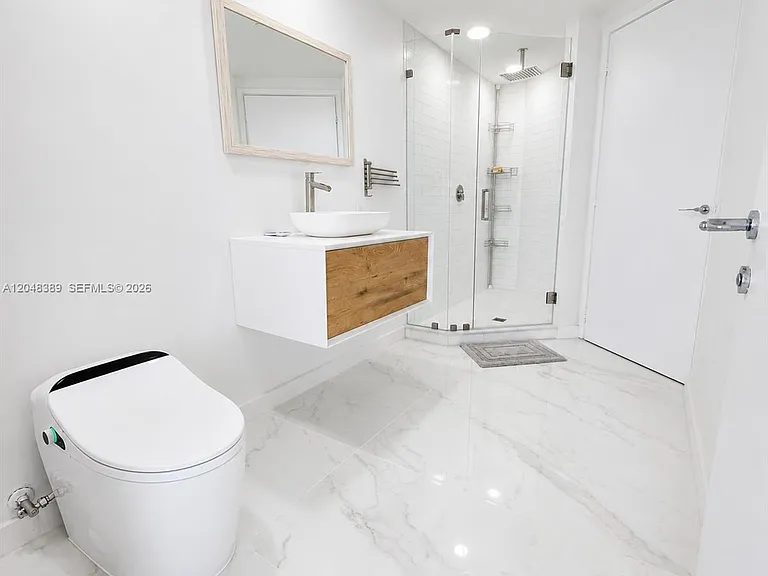 450 Alton Rd #1606 — Photo 12