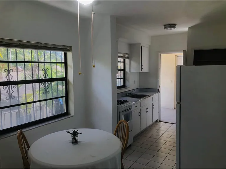 2360 SW 3rd Ave #4 — Photo 5