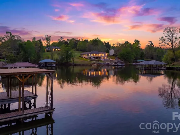 5411 Icard Ridge Rd, Hickory, NC 28601