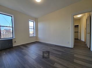 4117 15th Ave APT D2, Brooklyn, NY 11219