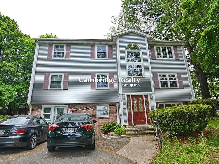 153 Bigelow St #1T — Photo 14