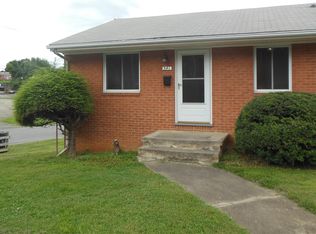 541 Spruce St, Vinton, VA 24179