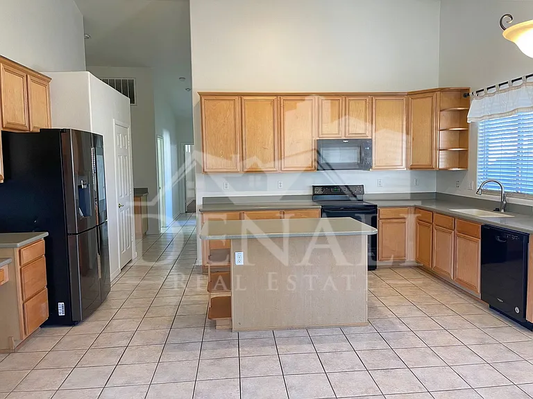 29445 N 46th Pl — Photo 3