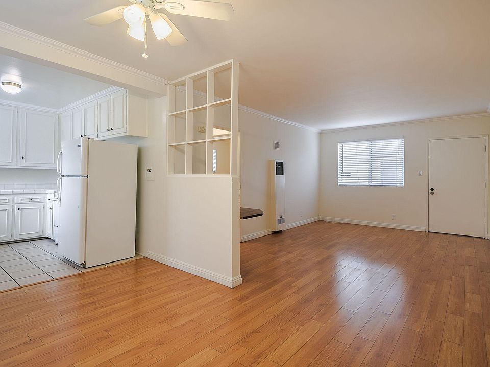 1st image of 4916 Hazeltine Ave APT 5