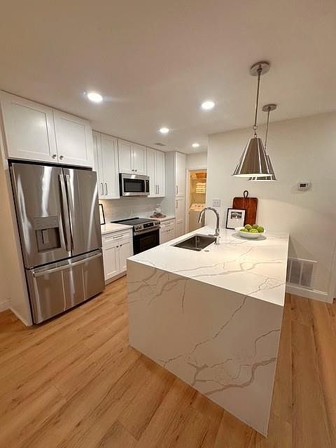 1st image of 514 Tuxworth Cir