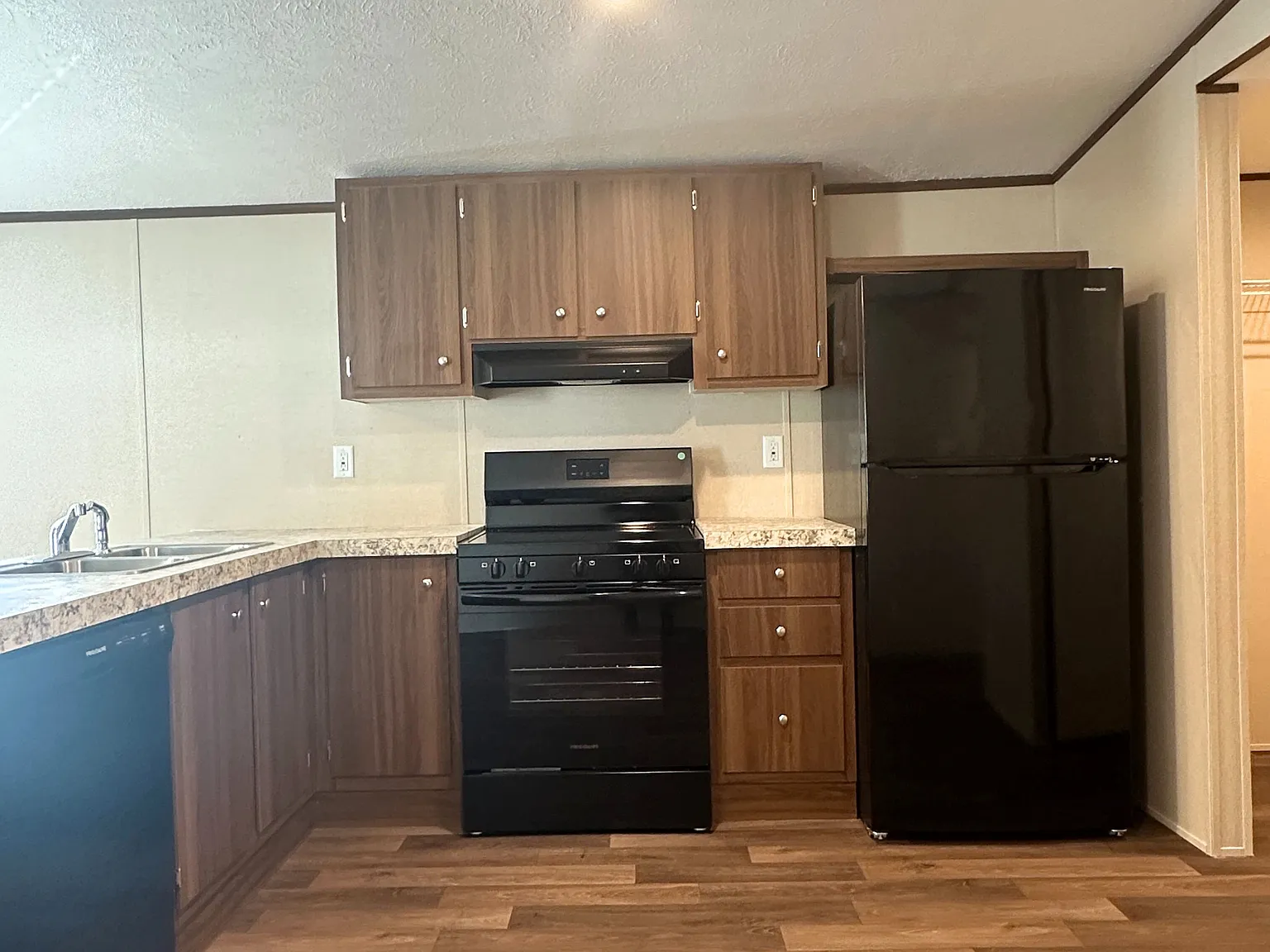 2 bed, 2.0 bath, $1,200 — Photo 1