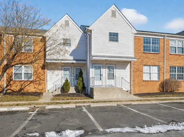 909 Woodchip Rd #909, Lumberton, NJ 08048