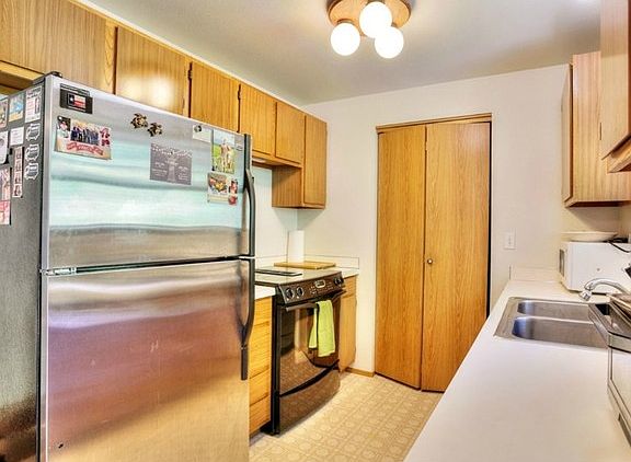 5th image of 11413 89th Avenue Ct E