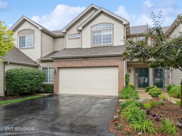 1040 Woodview Ct #1040, Aurora, IL 60502