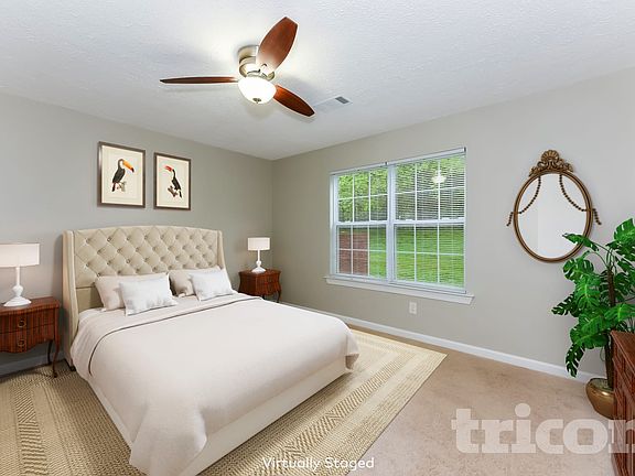 3rd image of 102 Villa Cir