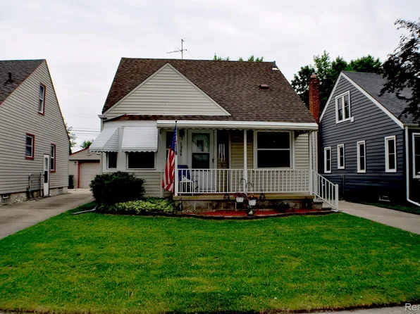 1966 Leblanc St, Lincoln Park, MI 48146