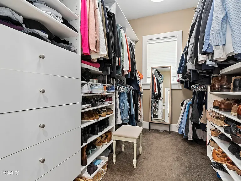 520 E Mission Dr — Photo 11