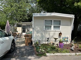 2 Samuel Dr, Buffalo, NY 14225