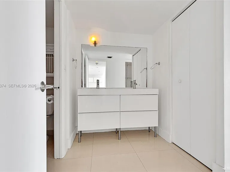 100 Bayview Dr #1002 — Photo 18