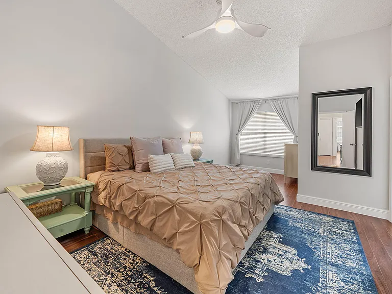 5250 Sapphire Valley — Photo 26