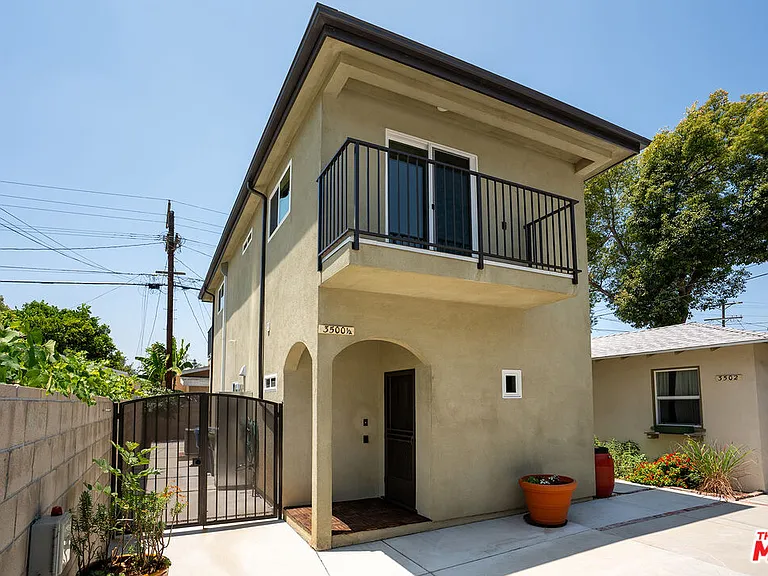 3500 1/2 La Clede Ave — Photo 1