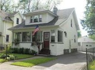 77 Coventry Ave, Rochester, NY 14610