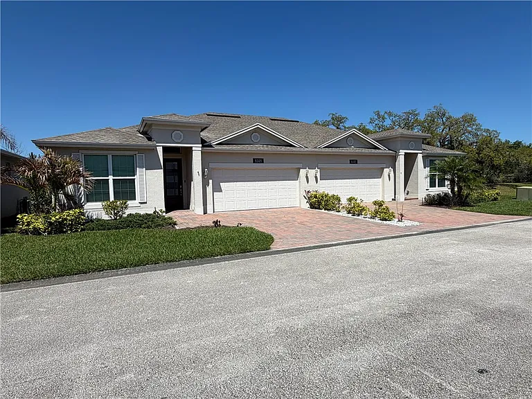 6148 Bella Rosa Ln — Photo 3