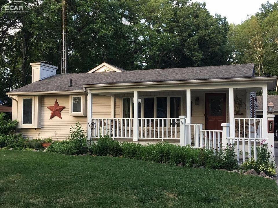 1st image of 218 Nanita Dr