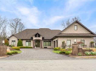 529 Arden Dr, Monroeville, PA