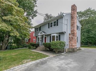 154 Forestview Rd, Bridgeport, CT 06606