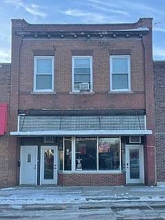 1st image of 521 Main St