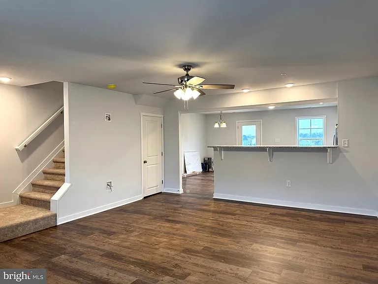 148 Olga Dr — Photo 18