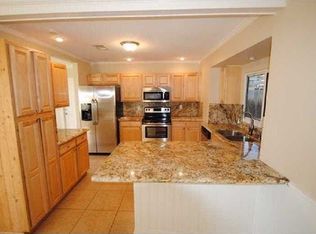 5200 Harrison St, Hollywood, FL 33021