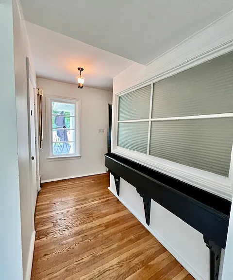 4827 N Knoxville Ave — Photo 6