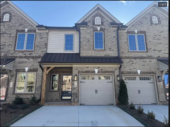 4738 Willowstone Dr, High Point, NC 27265