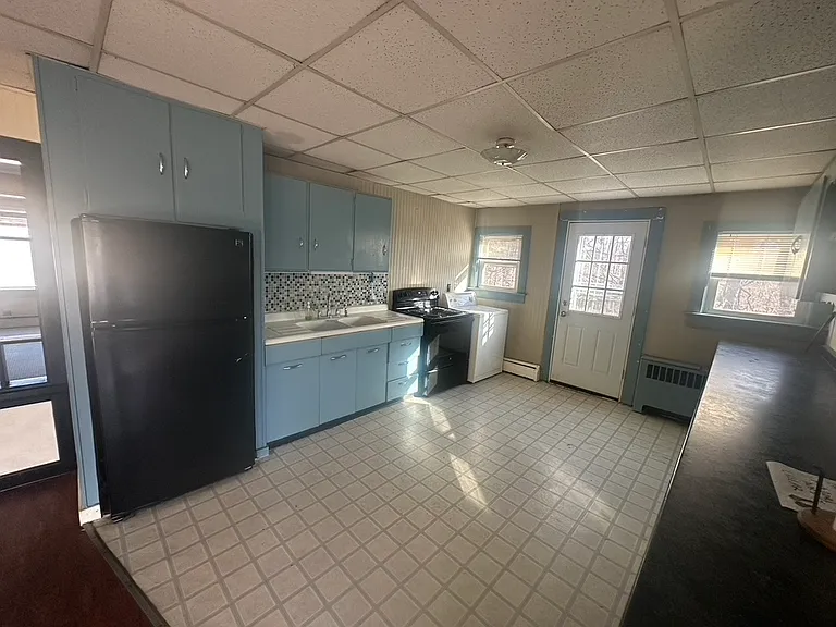 226 Main St #4 — Photo 15