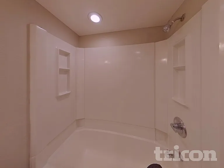 2376 Millwood Ln — Photo 5
