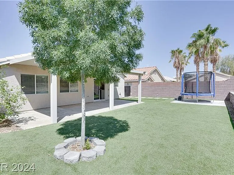 1088 Snow Roof Ave — Photo 42