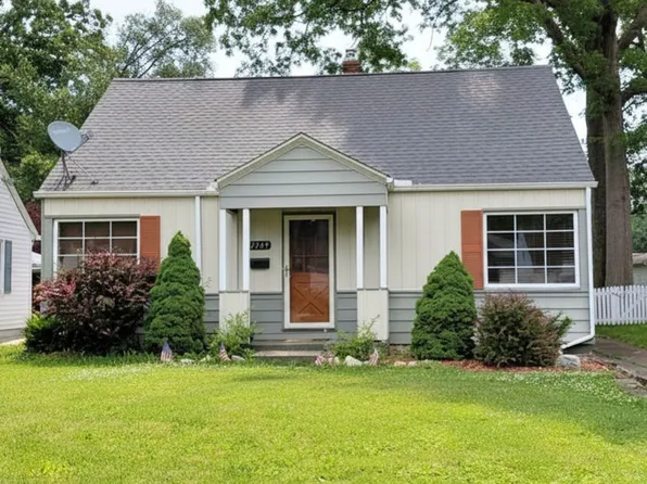 2249 15th St, Cuyahoga Falls, OH 44223