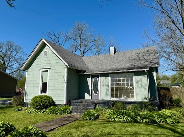 504 NE Atlantic St, Tullahoma, TN 37388