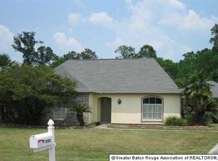 10562 Ashland Cir, Denham Springs, LA 70726