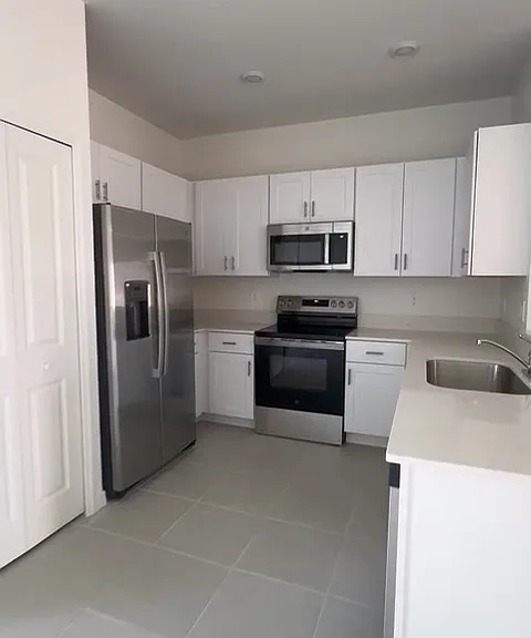 9892 Allendale St — Photo 30