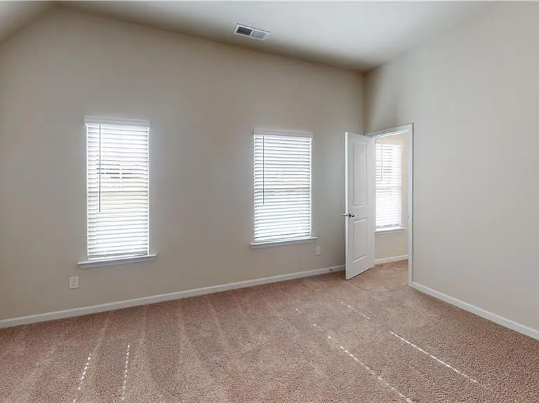 3742 Richmond Bnd — Photo 37